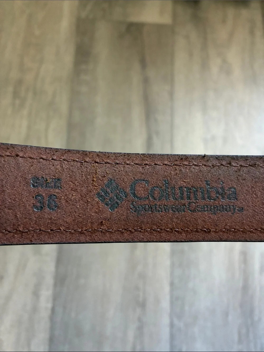 Columbia Leather Belt Silver Hardware Gorpcore Versatile Casual Size 36 Brown
